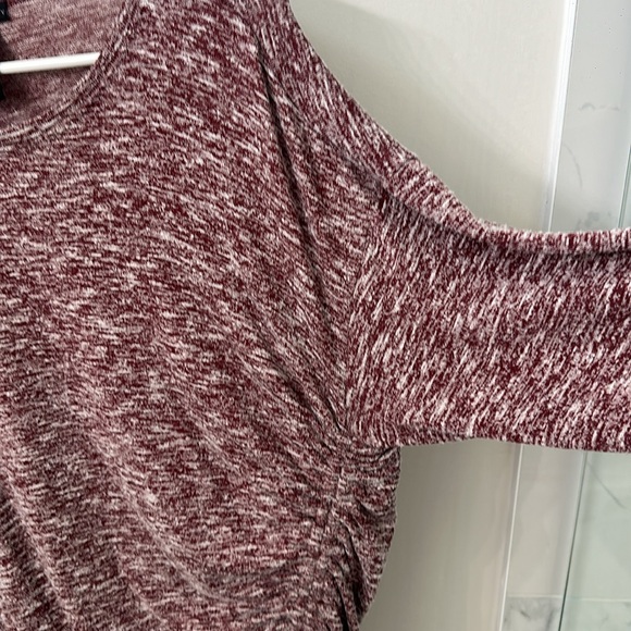 Design story top - Picture 3 of 8